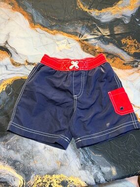 Wippette shorts size 2T kids